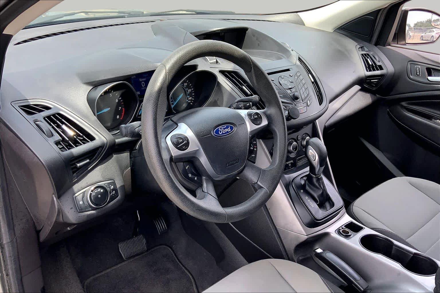 Used 2014 Sterling Gray Metallic Ford SE image 17