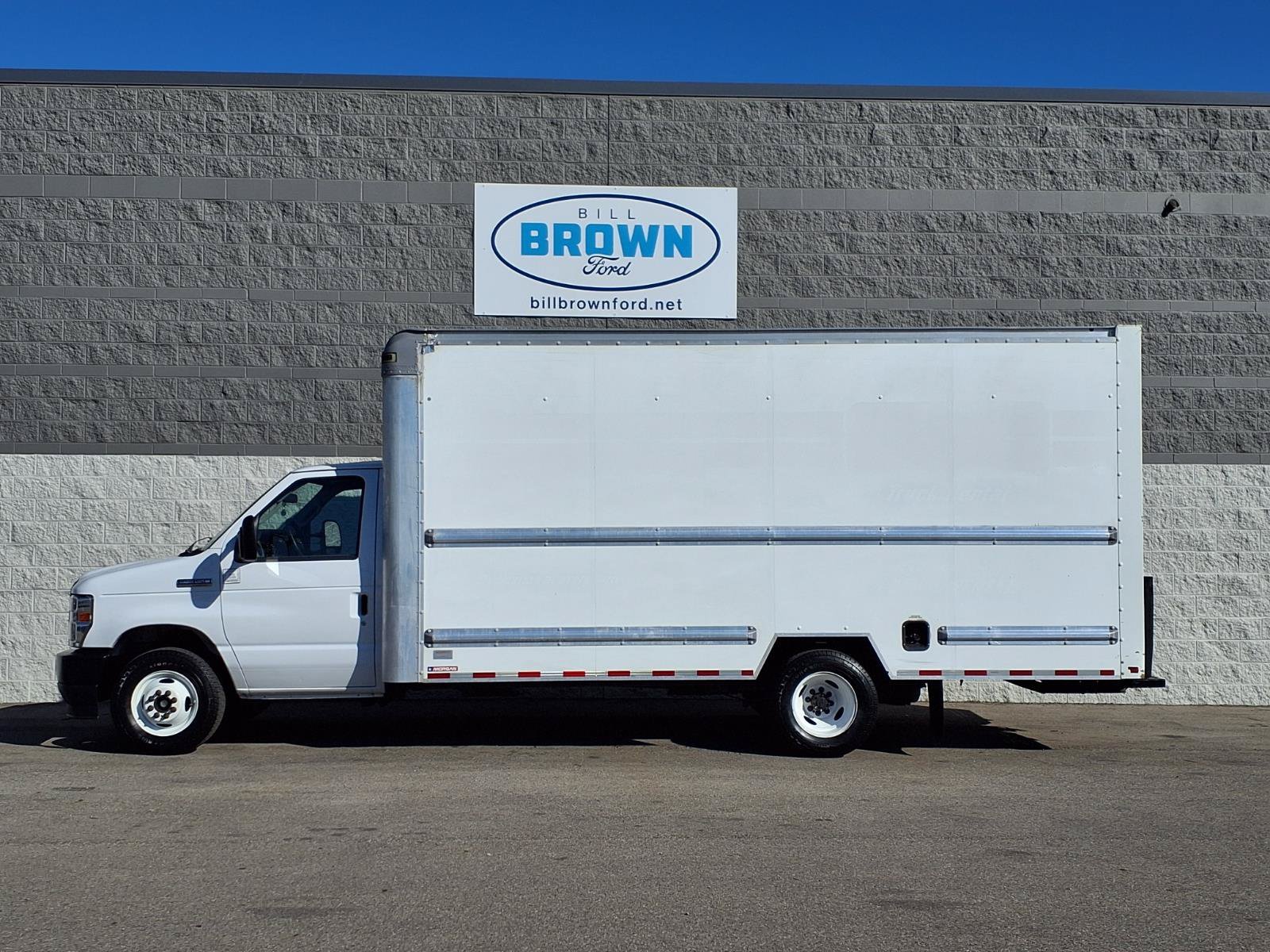 Used 2022 Oxford White Ford Base image 21