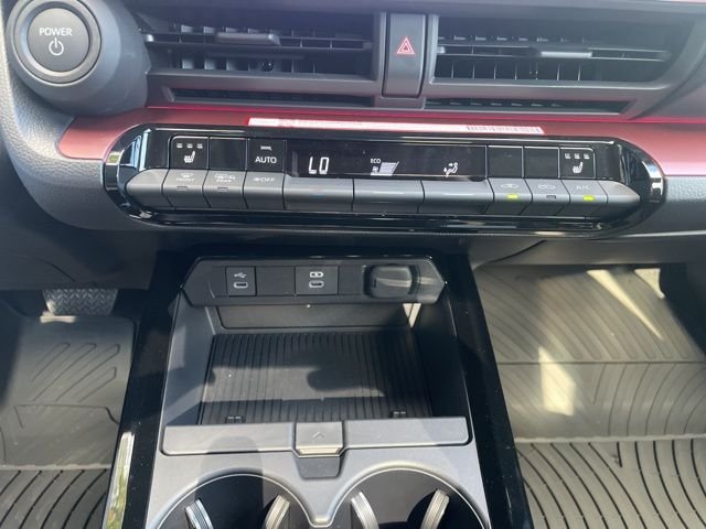 2026 Toyota Prius Plug-in Hybrid XSE - Photo 27