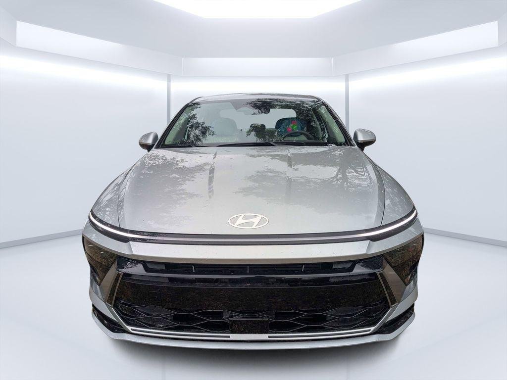 New 2026 Silver Hyundai SEL Sport image 8