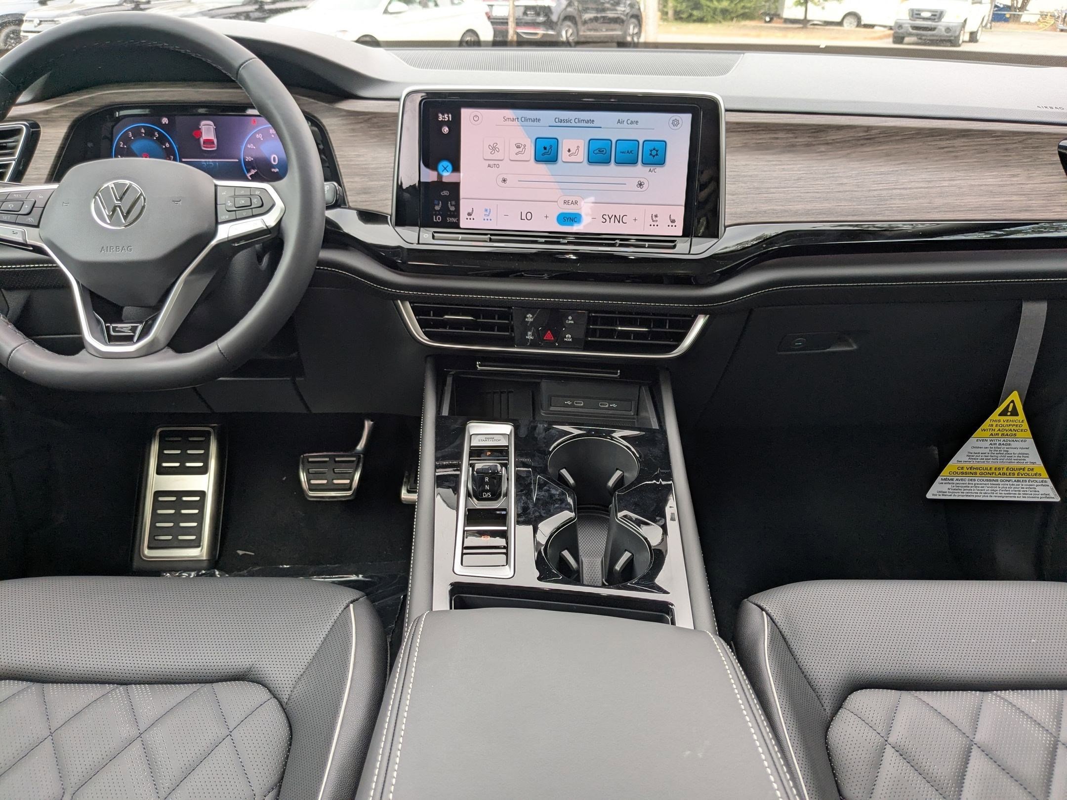 2026 Volkswagen Atlas SEL Premium R-Line - Photo 16