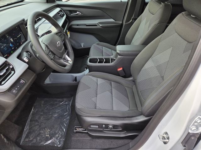 2027 Chevrolet Bolt LT - Photo 6