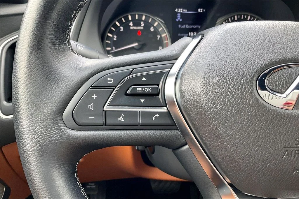 Used 2024 Graphite Shadow INFINITI SENSORY image 18