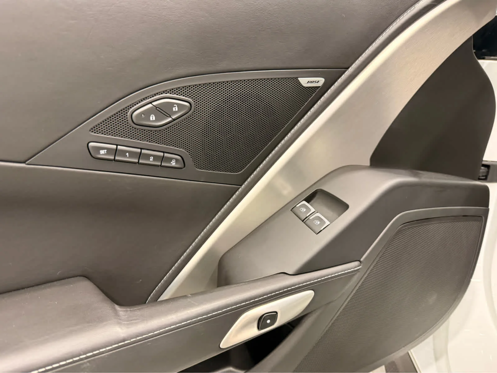 Used 2018 Arctic White Chevrolet Grand Sport 3LT image 10