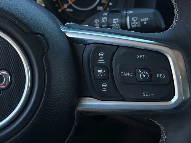Used 2025 Red Jeep Sahara image 28