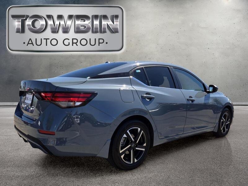 Used 2025 Gray Metallic NISSAN SV CVT image 5