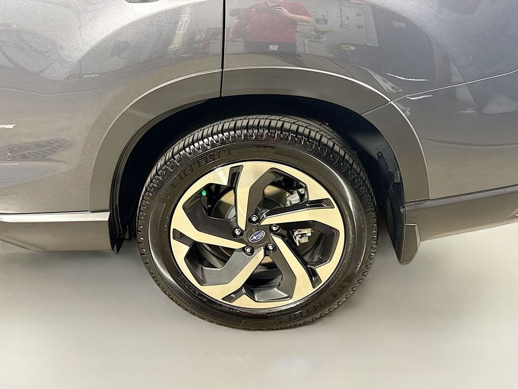 Used 2022 Magnetite Gray Metallic Subaru Touring image 31