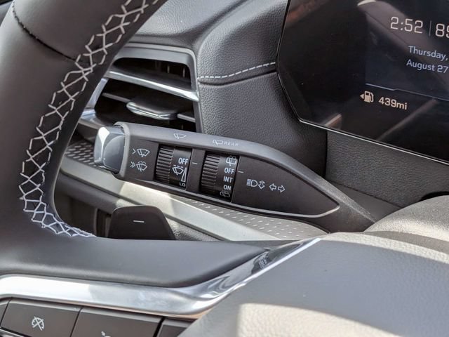 New 2027 Summit White Chevrolet LT image 28