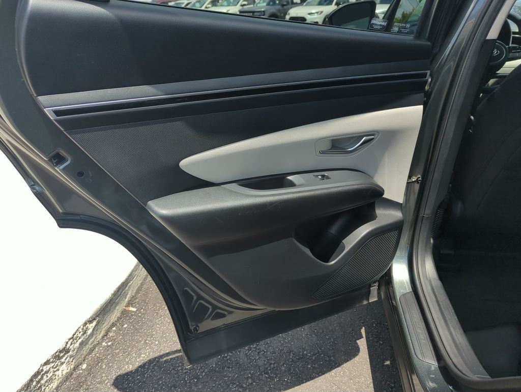 Used 2022 Gray Hyundai SEL image 27