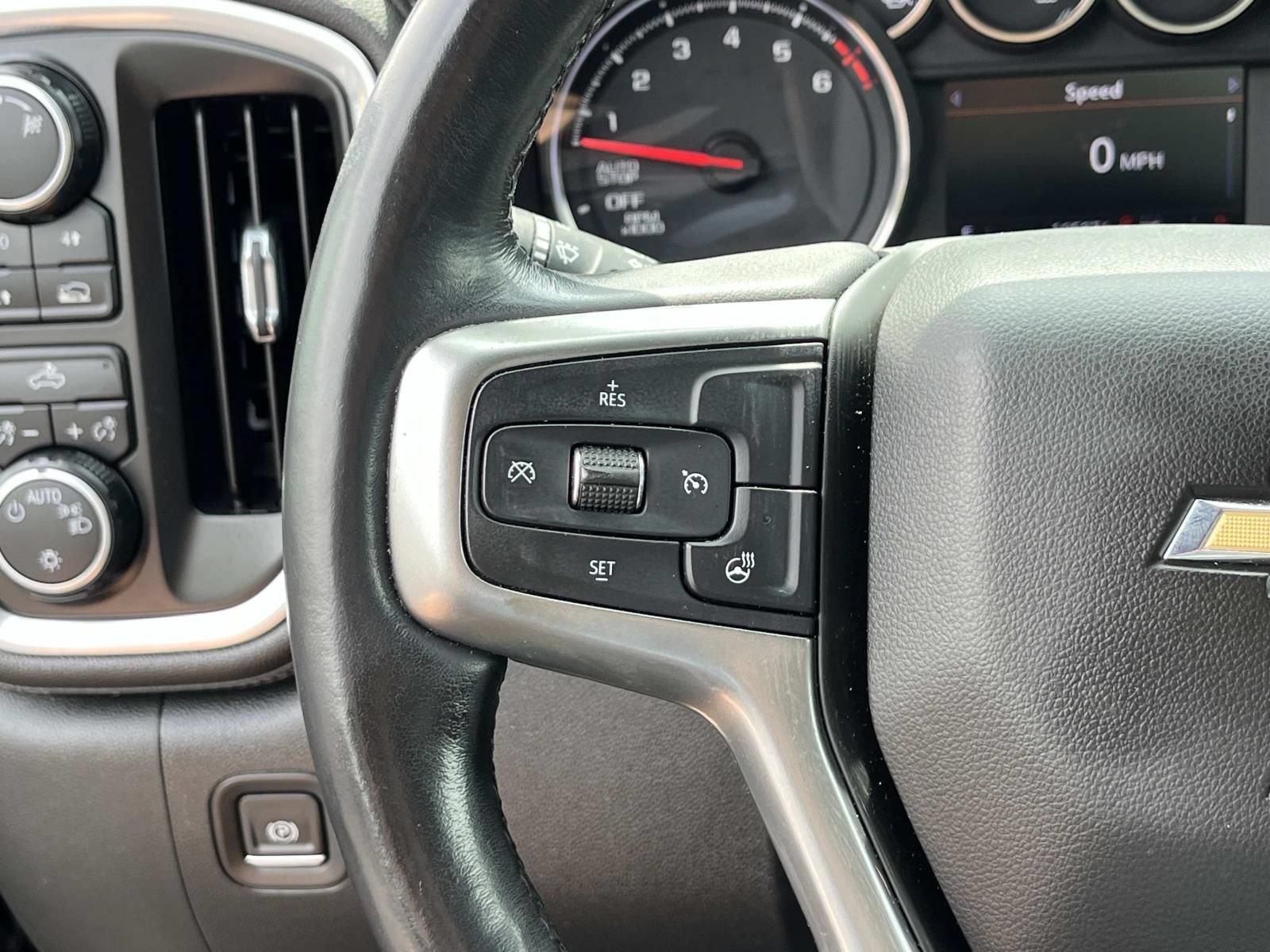 Used 2019 BLACK Chevrolet LT image 28