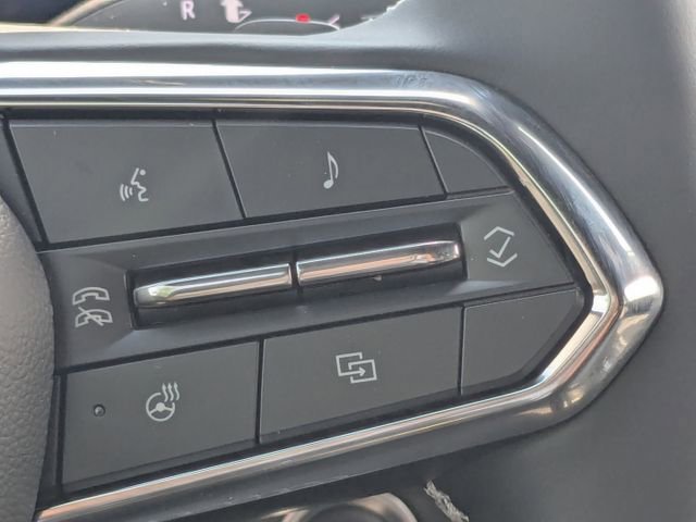 2025 Chevrolet Traverse LT - Photo 30