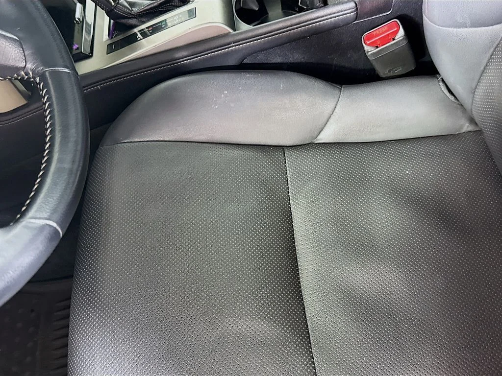 Used 2015 Black Onyx Lexus Base image 18