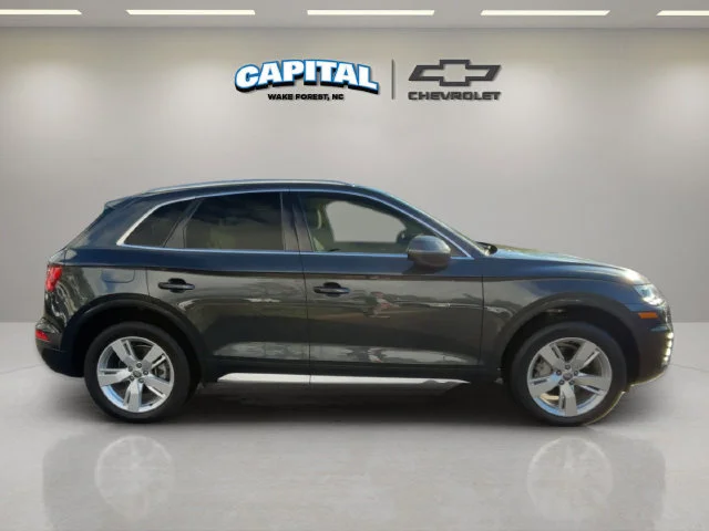Used 2018 Gray Audi 2.0T image 6