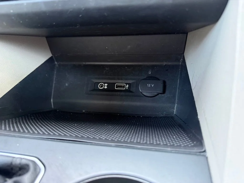 Used 2019  Volkswagen 3.6L V6 SE image 21