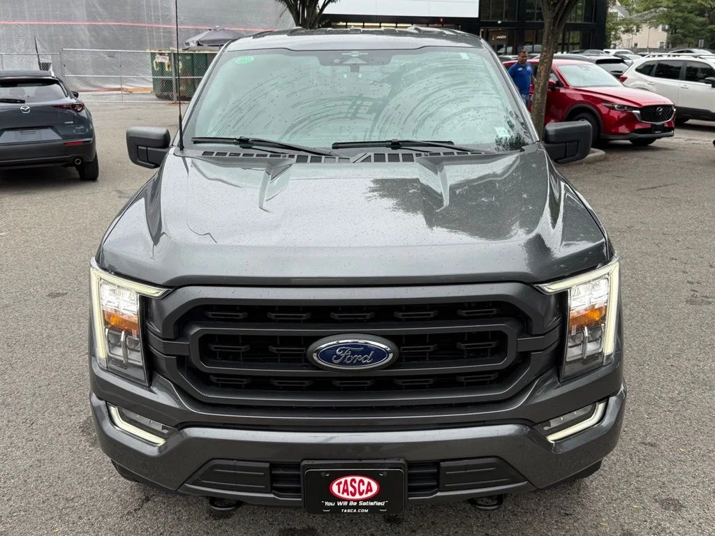 Used 2023 Gray Metallic Ford XLT image 2