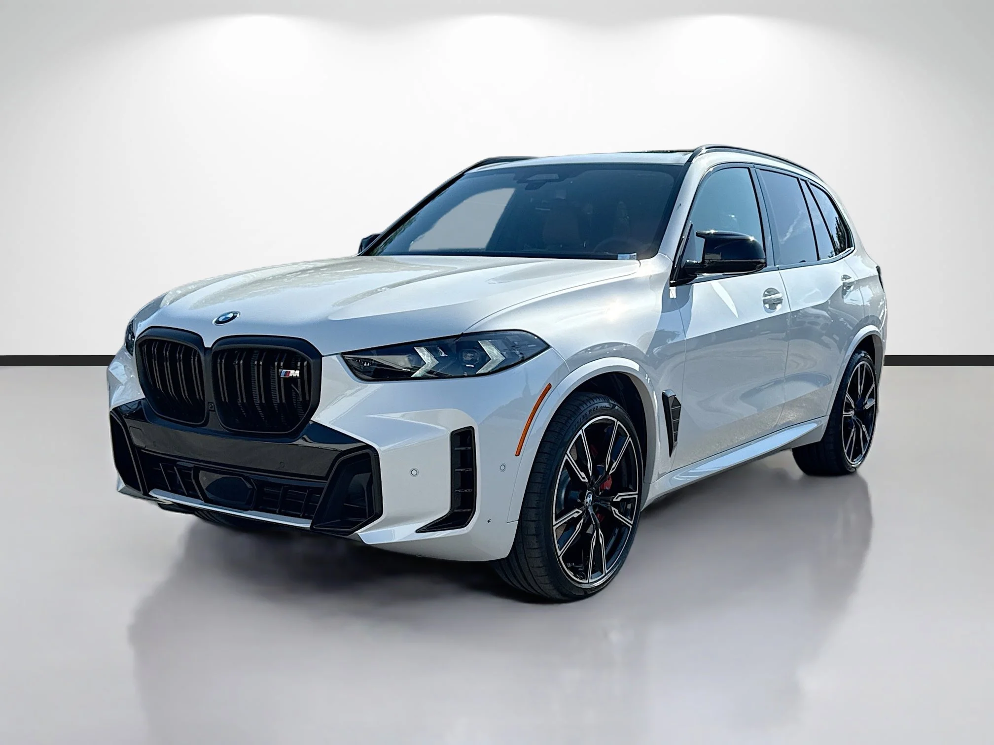 New 2026 Mineral White Metallic BMW M60i image 7