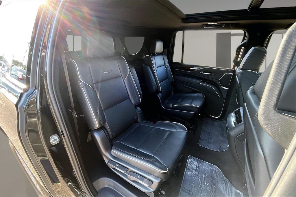 Used 2023 Black Cadillac Premium image 29