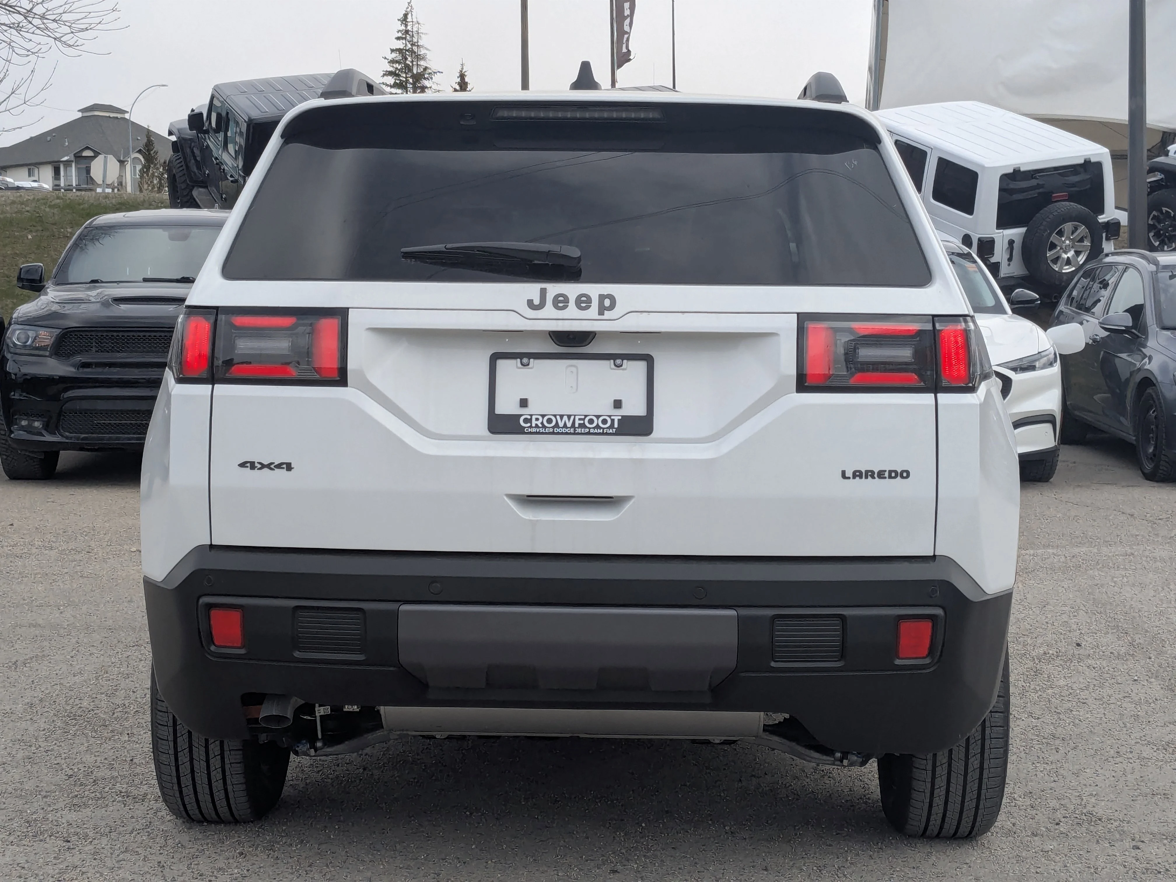 New 2026 White Jeep Laredo - - Pkg 23F  - Mopar Protect Pkg  - All-Weather Mats  - Compact Spare  & More image 7