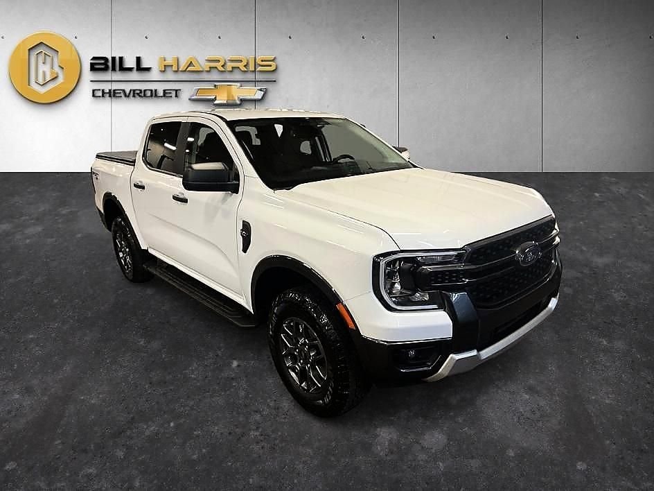 Used 2024 White Ford XLT image 9