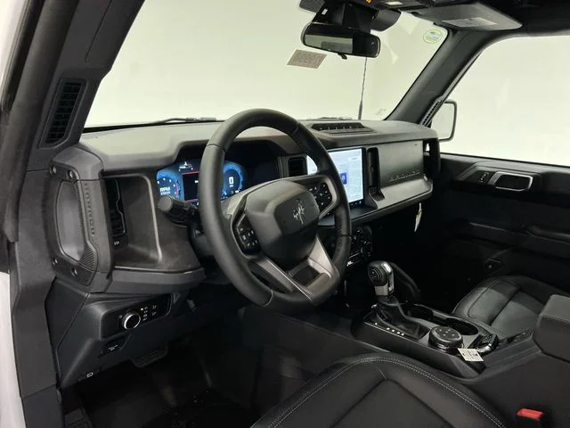 New 2025 Oxford White Ford Badlands® image 40