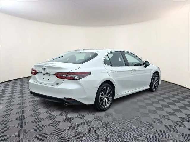 2024 Toyota Camry XLE - Photo 6