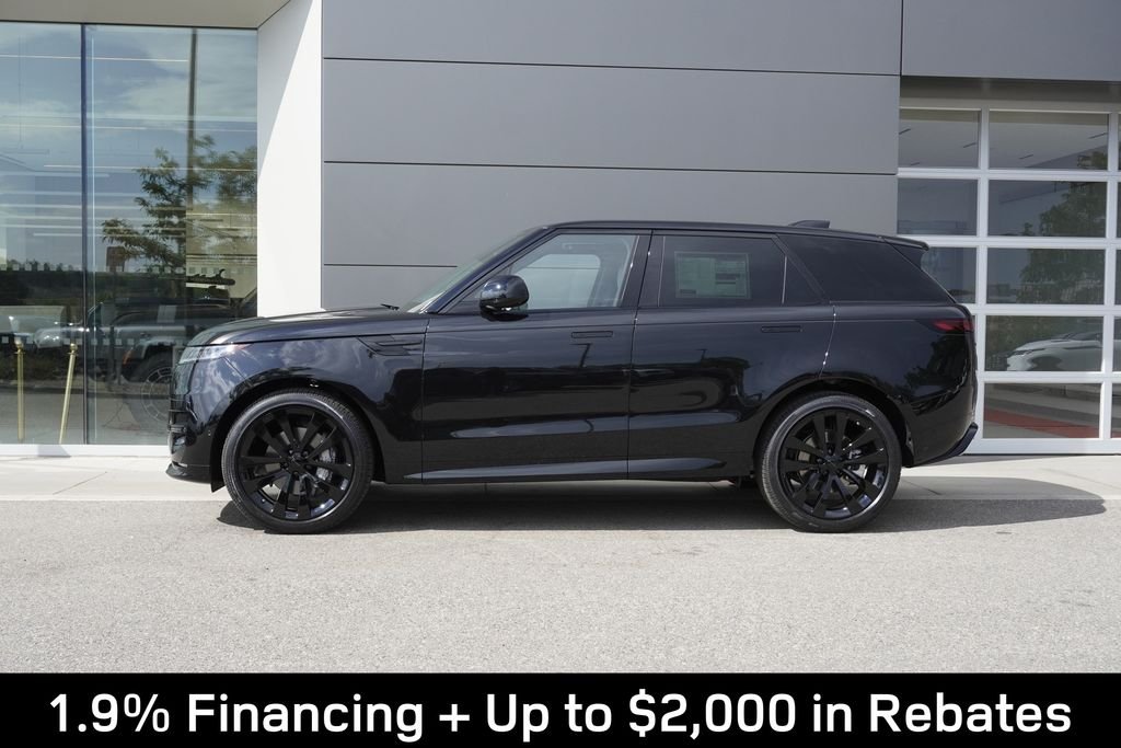 New 2026 Santorini Black Land Rover Dynamic SE image 8