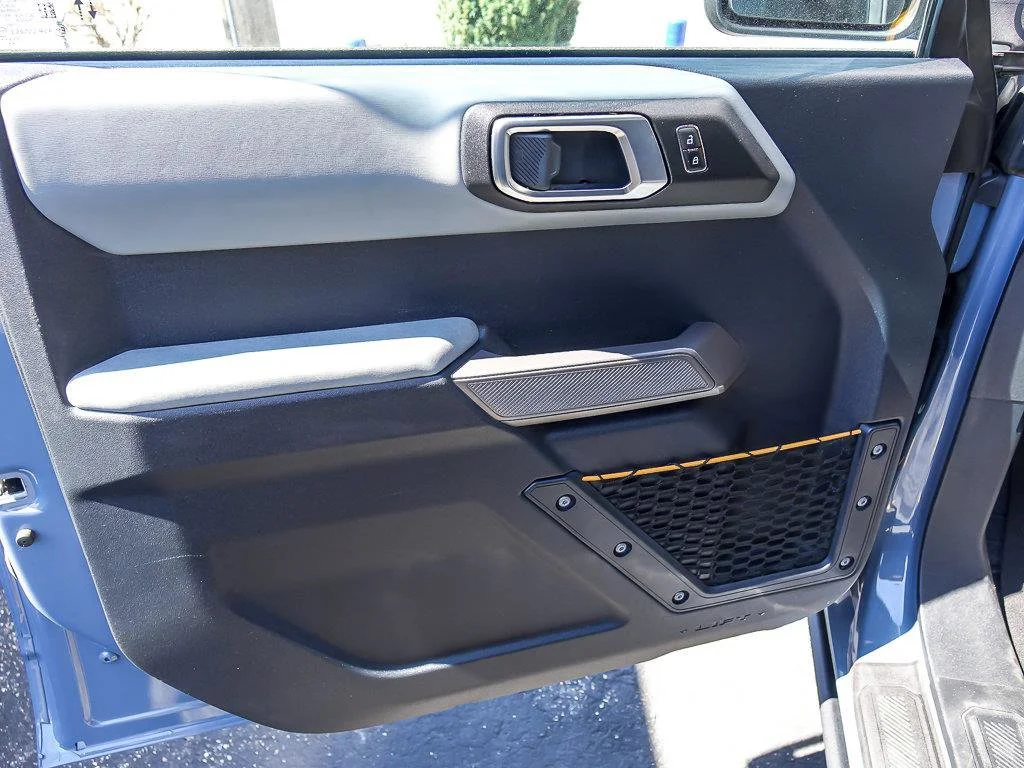 Used 2023 Azure Gray Metallic Tri-Coat Ford Badlands image 25