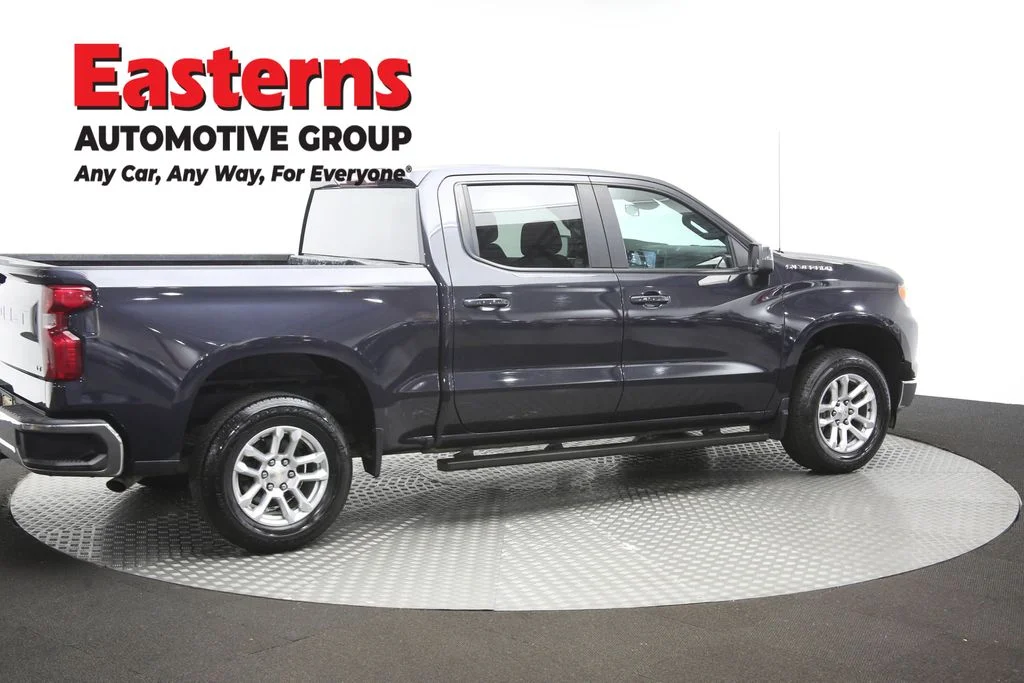 Used 2022 Gray Chevrolet LT image 42