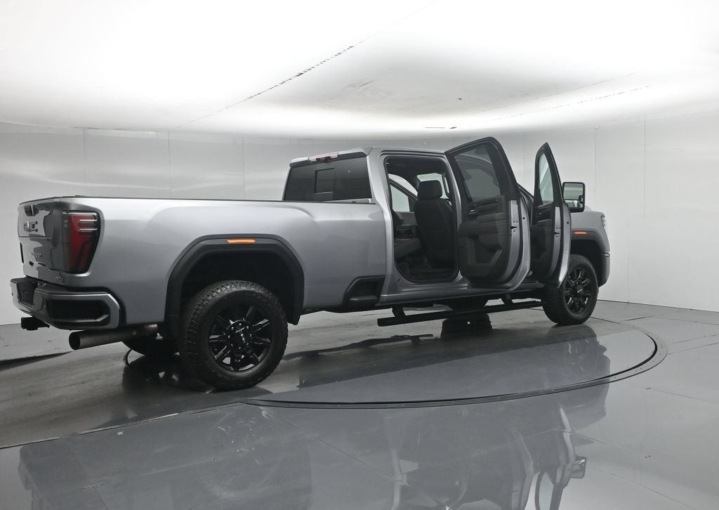 Used 2025 Silver GMC AT4 image 6