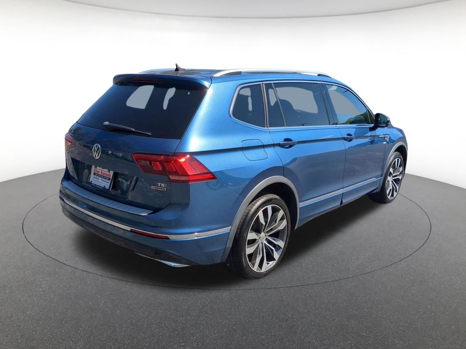 Used 2018 BLUE VOLKSWAGEN  image 4