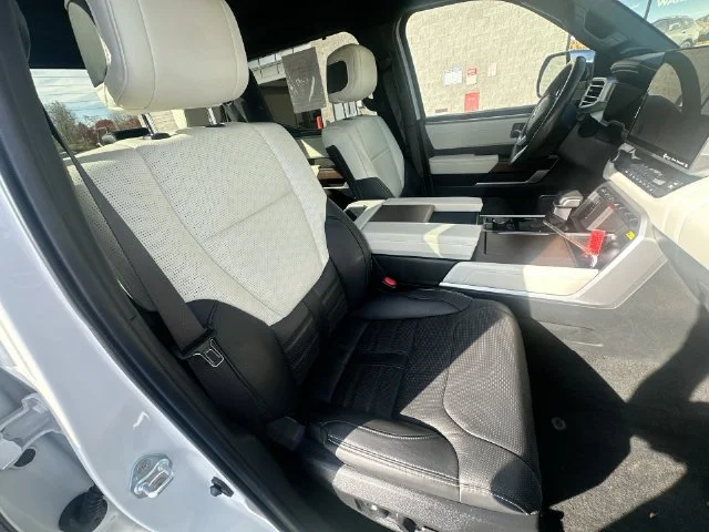 Used 2023 Beige Toyota Capstone image 27