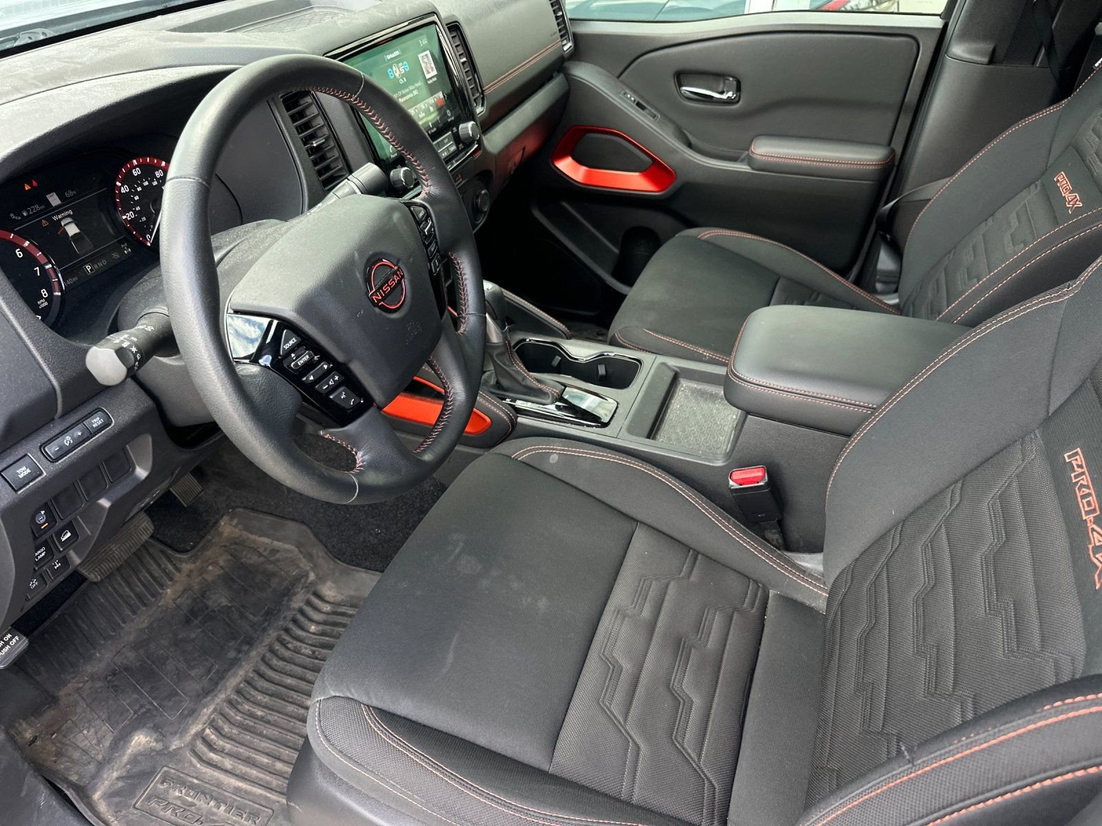Used 2024 Boulder Gray Pearl Nissan PRO-4X image 9