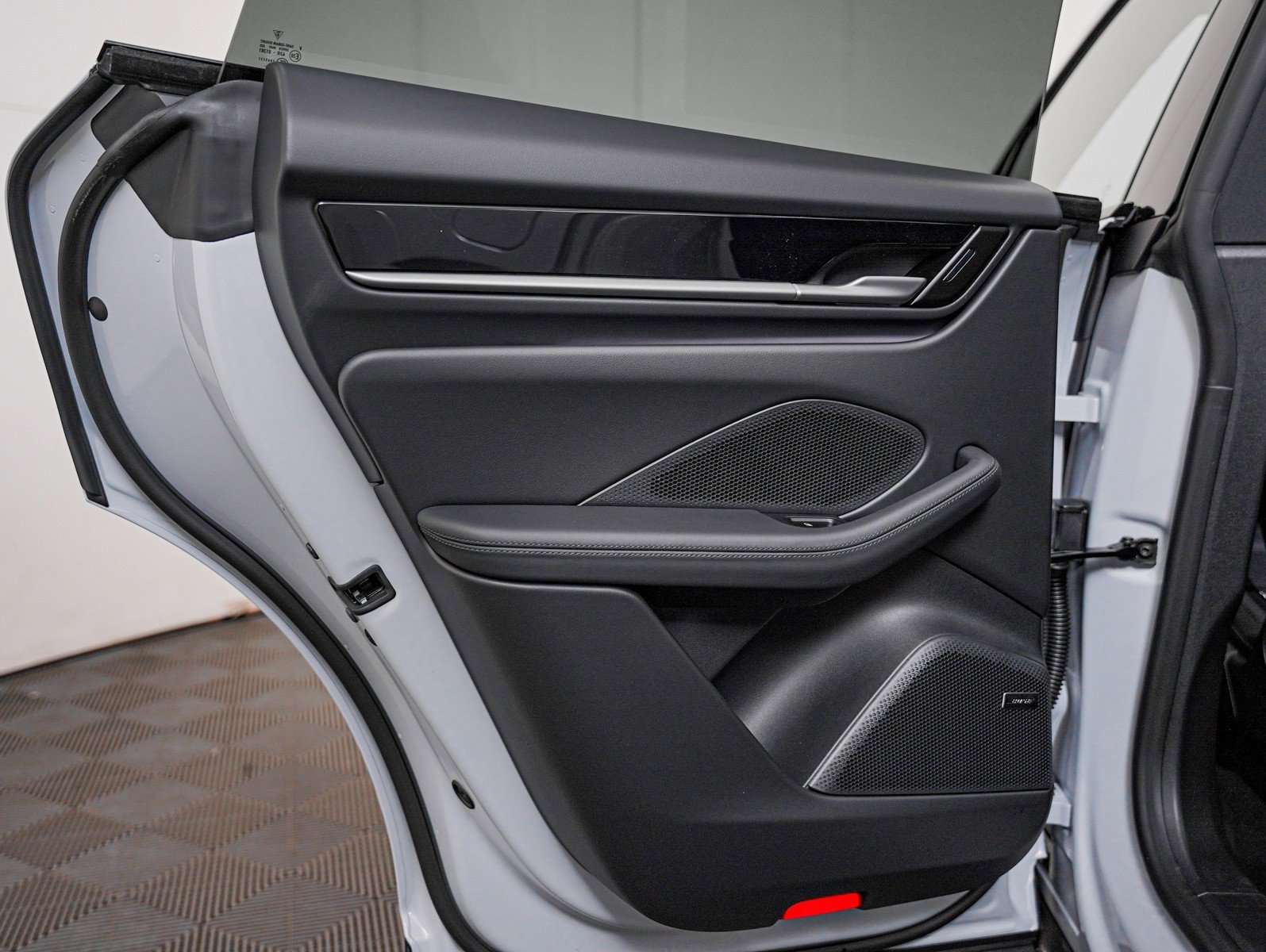 New 2026 ICE GREY Porsche Electric 4 image 26