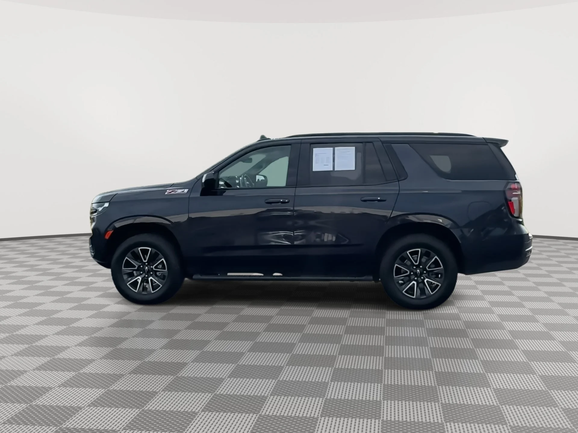 2023 Chevrolet Tahoe Z71 - Photo 6