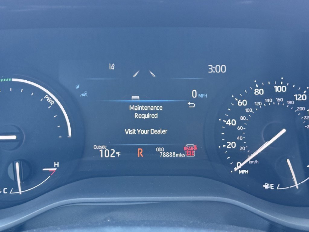 Used 2025 Celestial Silver Metallic Toyota XLE image 23