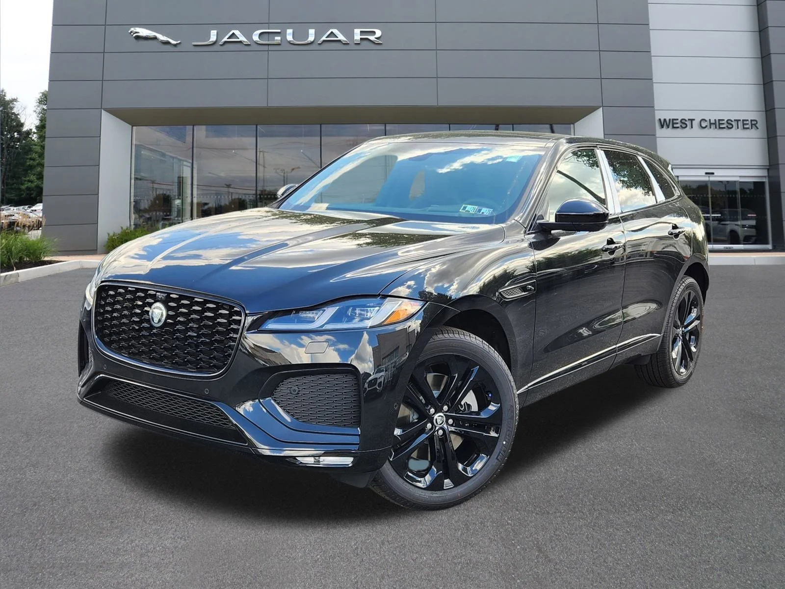 2026 Jaguar F-PACE P250 R-Dynamic S's photo