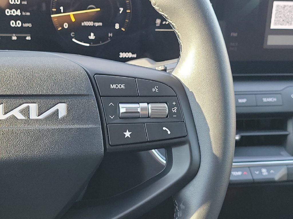 Used 2025 Blue Kia EX image 21