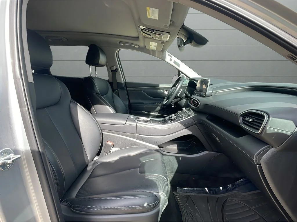 Used 2023 Silver Hyundai SEL image 15