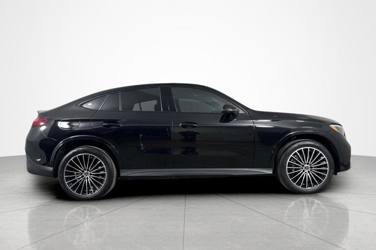 Certified Used 2025 Black Mercedes-Benz GLC 300 image 6