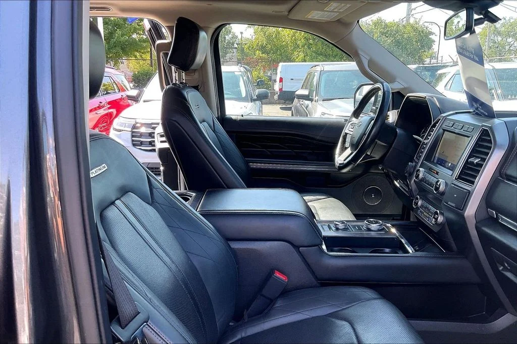 Used 2020 Gray Ford Platinum image 6