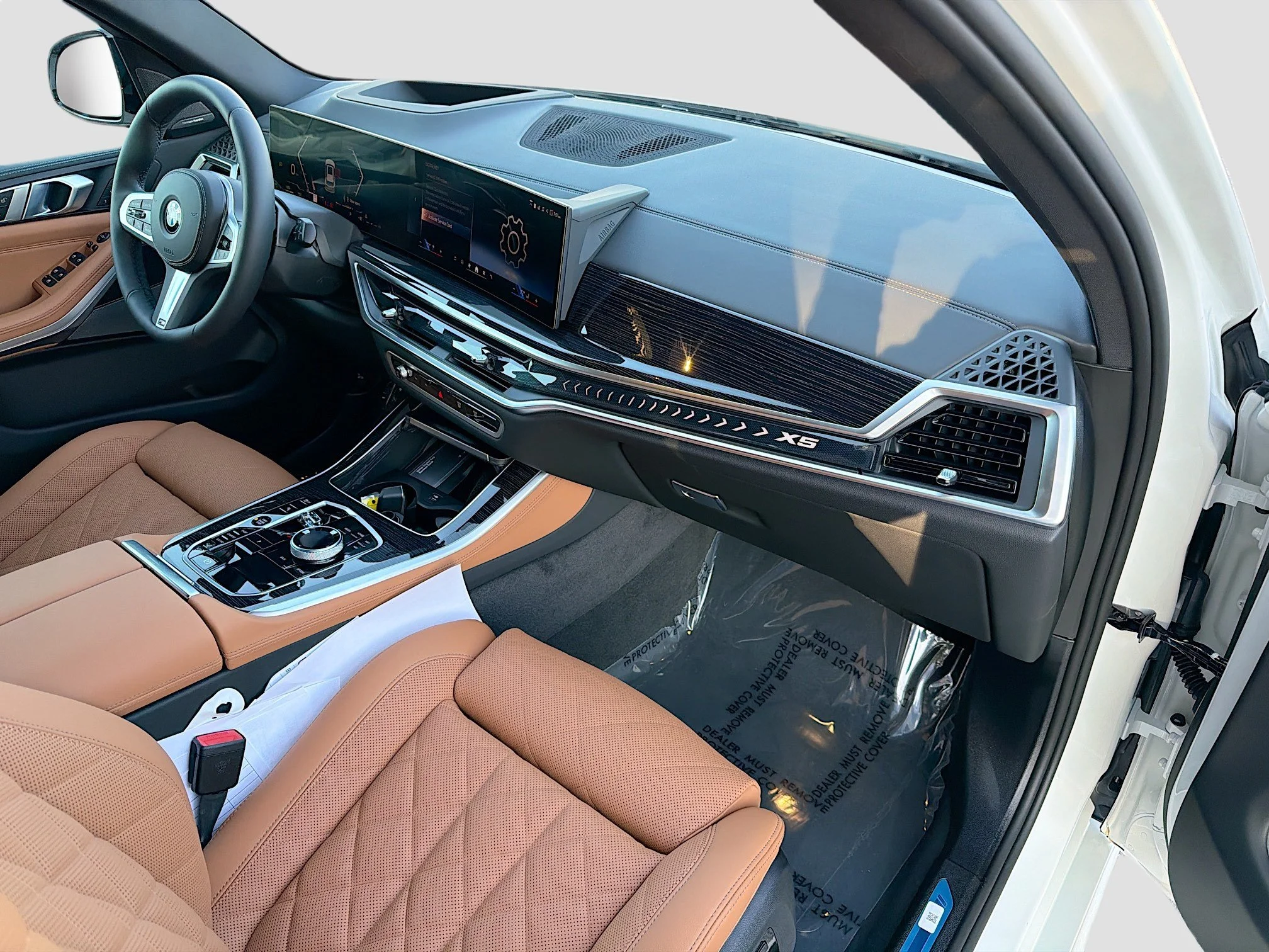 New 2026 Mineral White Metallic BMW xDrive40i image 13