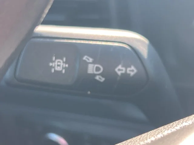 Used 2025 Blue Ford XL image 30