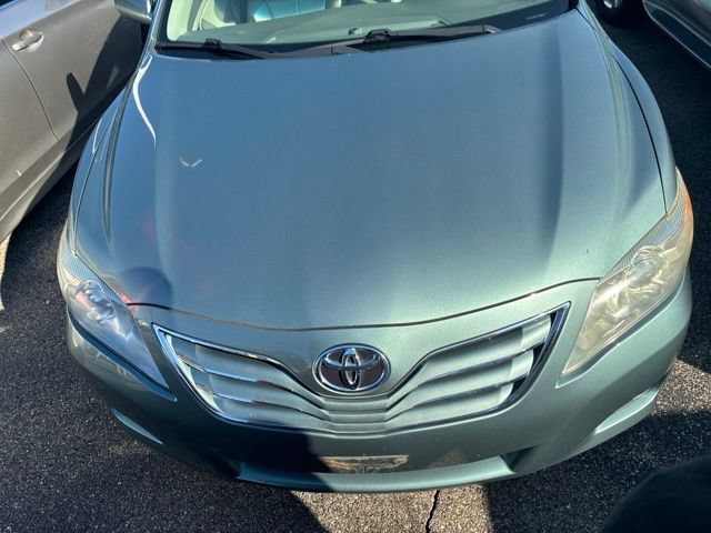 Used 2011 Aloe Green Metallic Toyota LE image 6