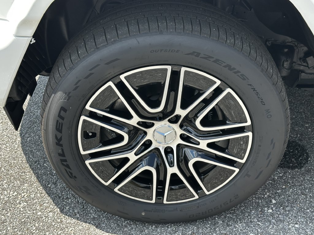 New 2027 Polar White Mercedes-Benz G 580e image 50