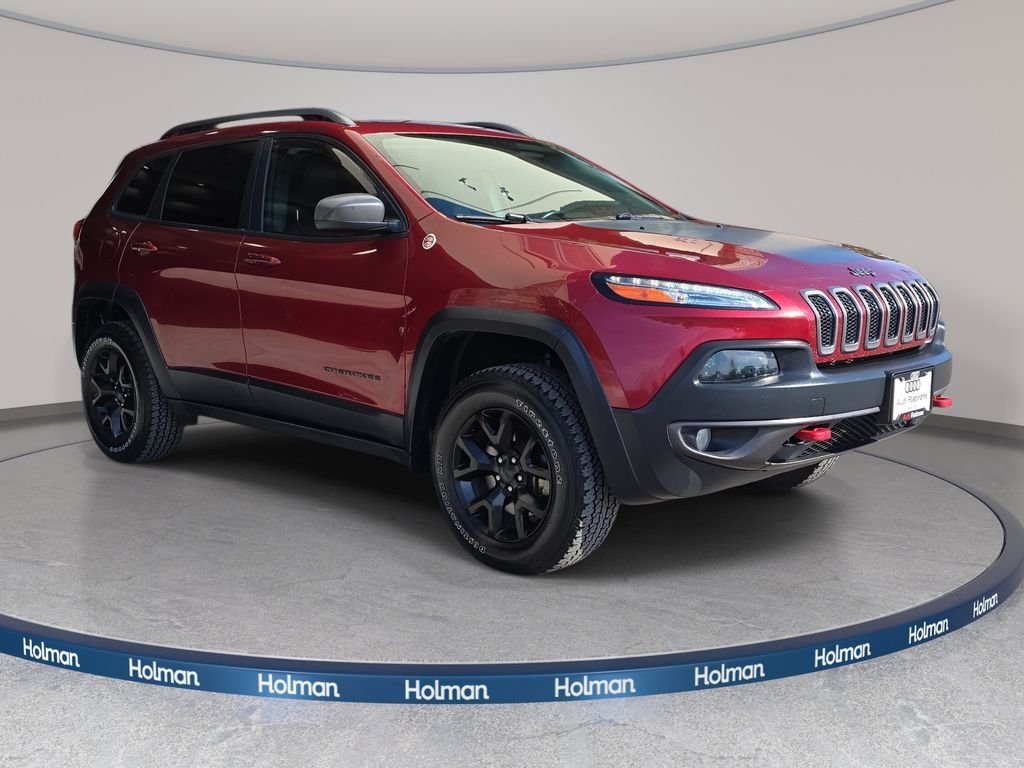 Used 2017 Red Jeep Trailhawk image 4