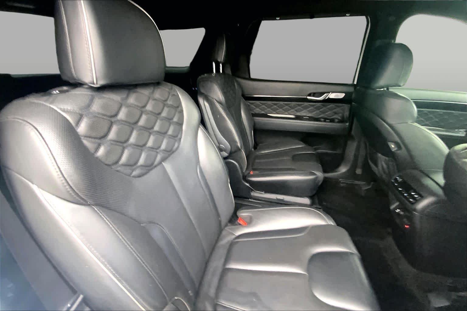 Used 2021 Hyper White Hyundai Calligraphy image 15