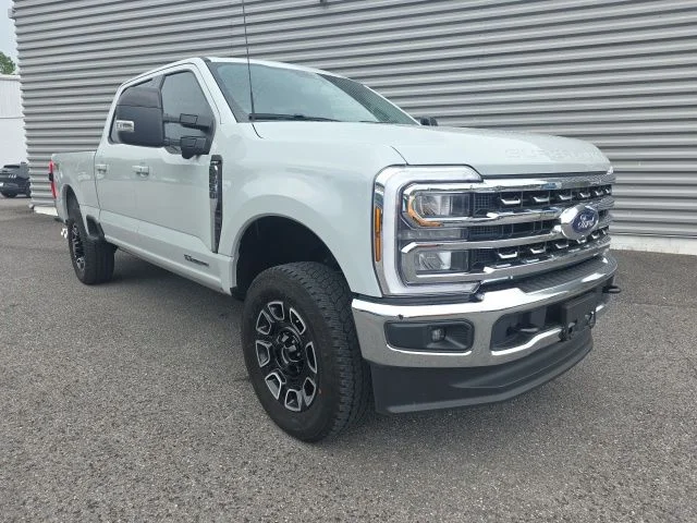 Used 2026 White Ford Lariat image 3