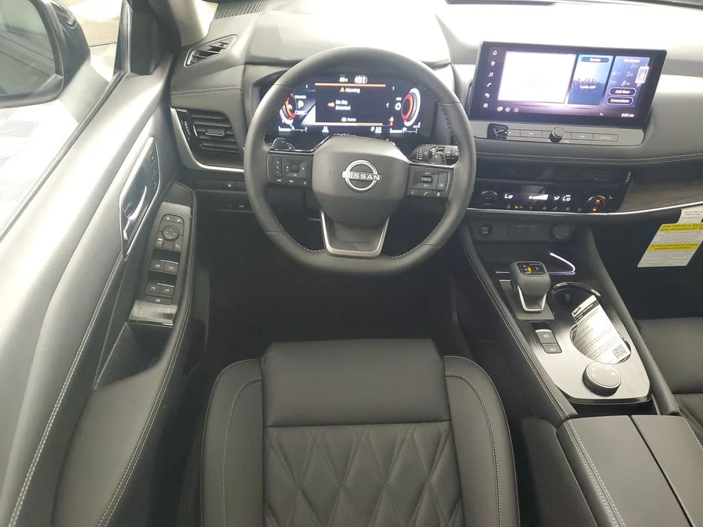 New 2026 Black Nissan Platinum image 14