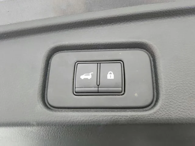 Used 2024 Gray Nissan Platinum image 46
