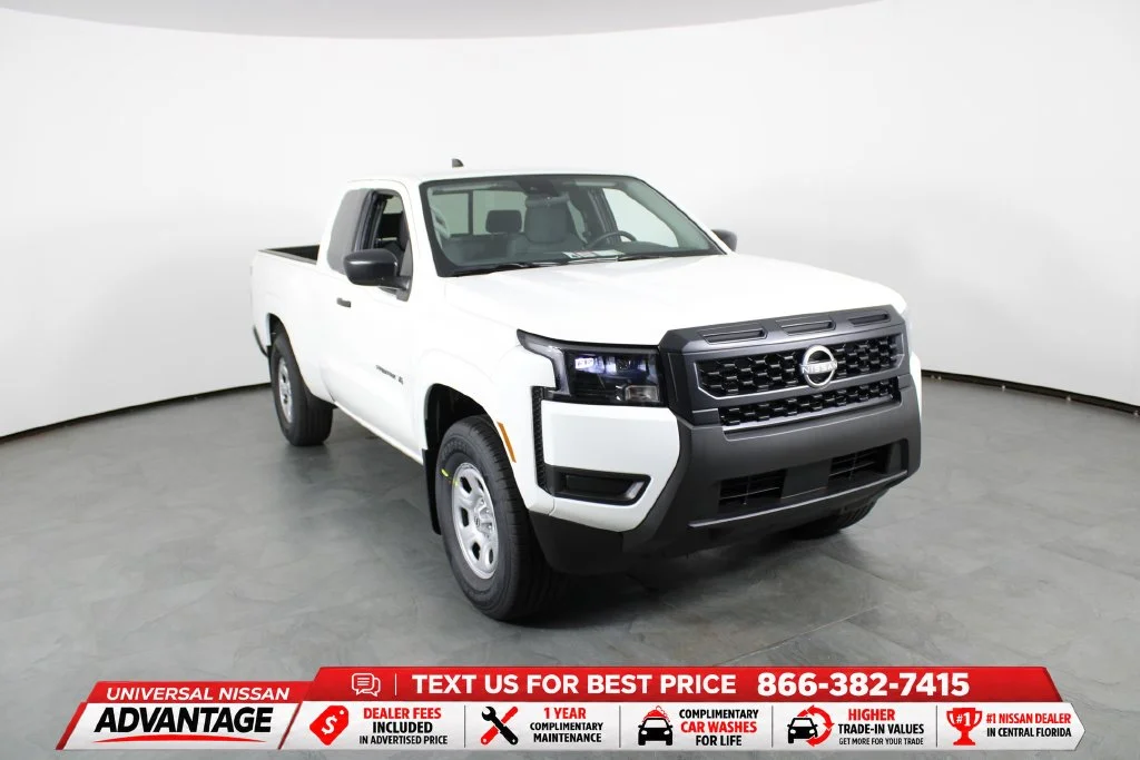 New 2027 Glacier White Nissan King Cab® S image 10